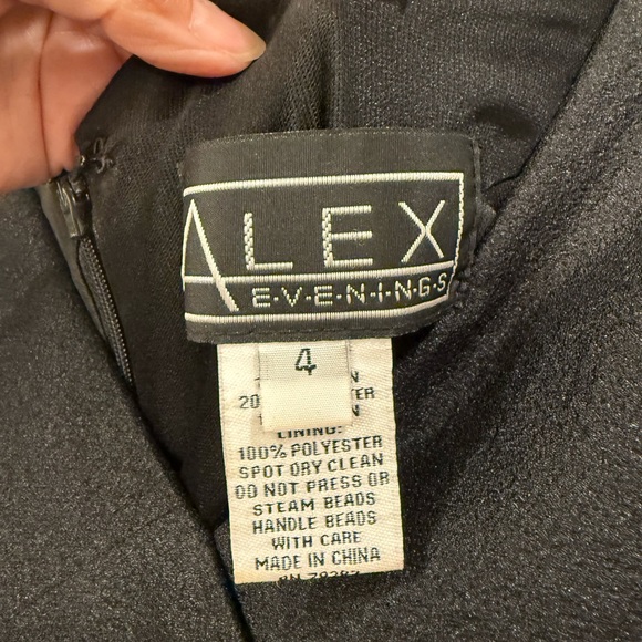 Alex Evenings Black Ruched Tiered Bodycon Mini Dress - Picture 3 of 3